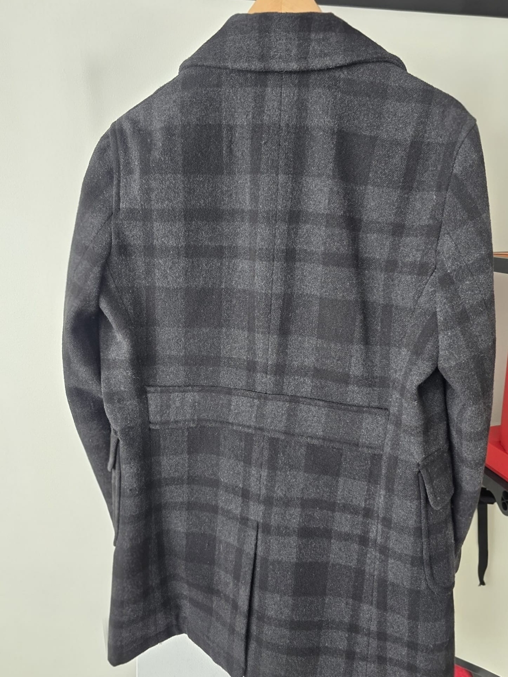 Men's Wool Blend Double Breasted Plaid Peacoat - Picture 2 of 8